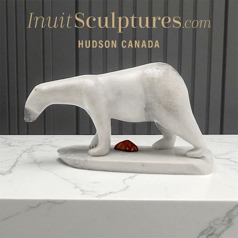 Ours polaire debout 9" par Adrian Arnautyumayuq *Eggs Over Easy*