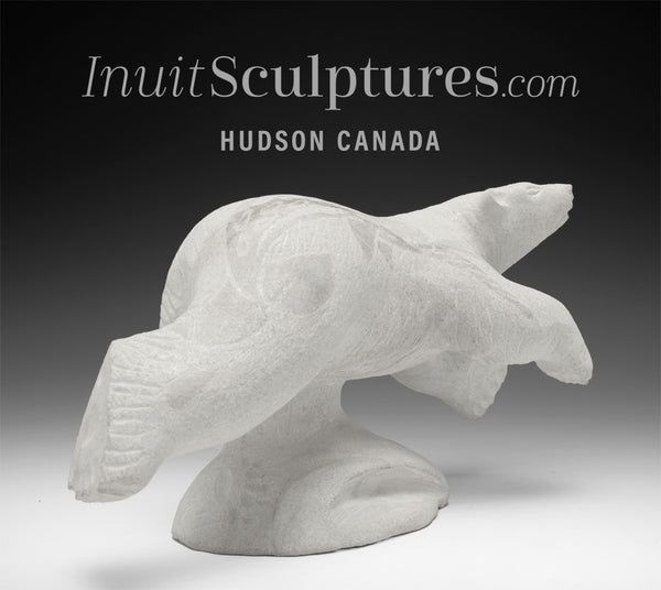 Ours qui court 8 pouces par Esau Kripanik *Coup de pouce*