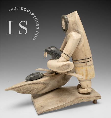 VINTAGE 10" Eskimo & Kayak by Romeo Eekerkik *New Mukluks for Mama*