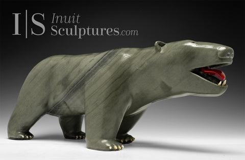 Ours marchant de 18 pouces avec langue rouge par Jimmy Iqaluq *Storm*