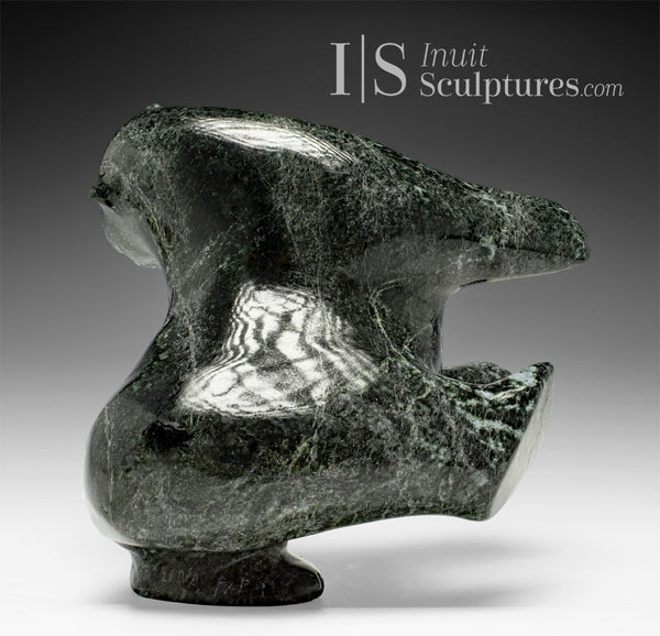 Ours dansant à dos arqué SIGNATURE 10" par Nuna Parr *Opale noire* À PORTÉE DE MAIN$$