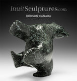 Ours dansant à dos arqué SIGNATURE 10" par Nuna Parr *Opale noire* À PORTÉE DE MAIN$$