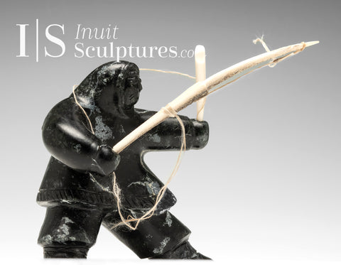 Chasseur avec lance 6" par Louie Uttaq Gjoa Haven *En Garde*