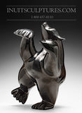 Superbe ours dansant bidirectionnel noir de 15 pouces par Ottokie Samayualie