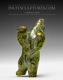 Ours dansant vert 3" par Markoosie Papigatook