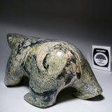 Ours qui marche 7" par Ohito Ashoona