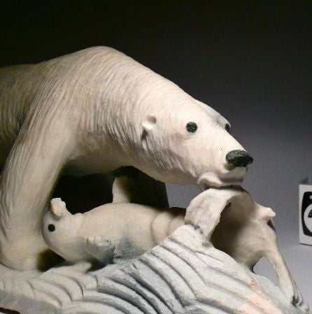Hunting Bear by Simon Qammaniq – Inuit Sculptures Art Gallery