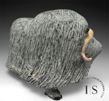 Bœuf musqué SIGNATURE 13" par Lucassie Ikkidluak *Augustus*