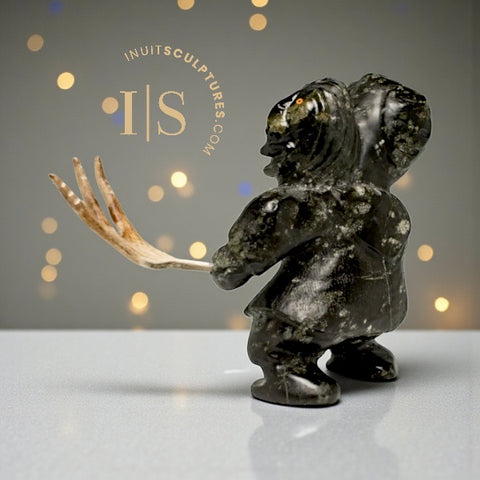 VINTAGE 12" Hunter by Wayne Puqiqnak Gjoa Haven