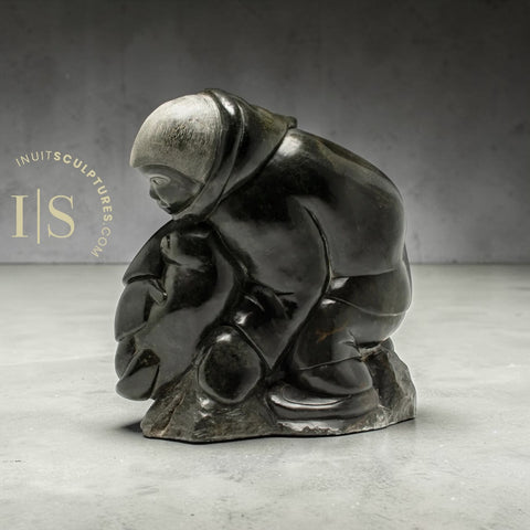 VINTAGE 120 lbs - 18" Eskimo Boy and Seal by Johnny Inukpuk (1911–2007) RCA