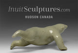 OURS dansant et marchant VINTAGE de 5 po par Henry Evaluardjuk *Walkabout*