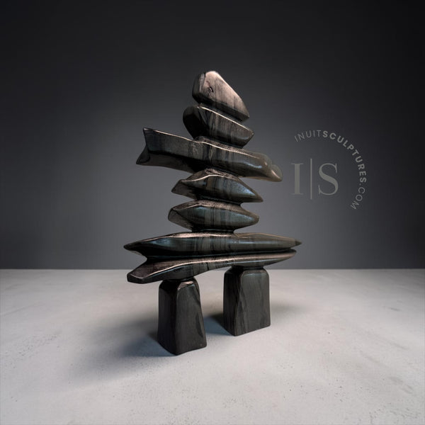 Inukshuk de 8 po par Sam Kavik *Le summum de la force*