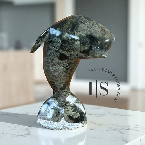 6" Beluga Whale by the late Suati Qimirpik *Beaker* EXHIBITION PIECE AUG 14