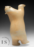 Ours dansant SIGNATURE 20" par Ashevak Adla *Pudding au caramel*