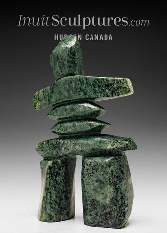 Inukshuk 8" par Koochy Kolola *Koochy No. 2*