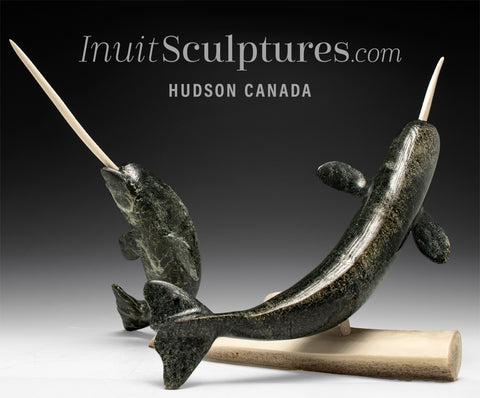 18" Sparring Narwhals by Emataluk Saggiak