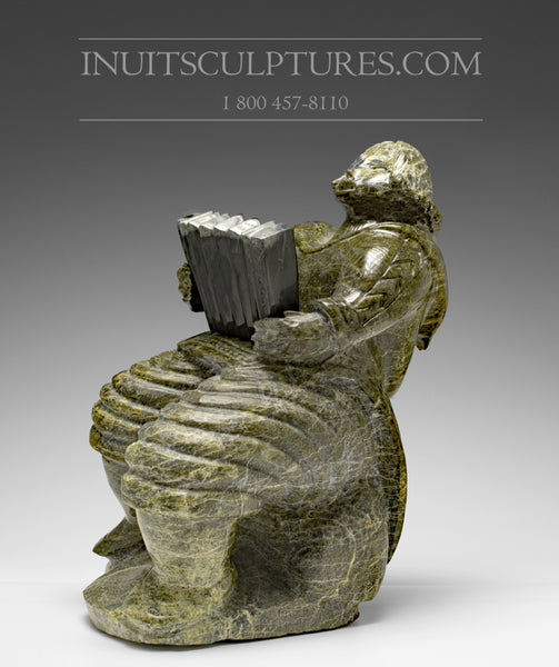Large Eskimo Reading Bible by Jaco Ishulutak – Inuit Sculptures Art Gallery