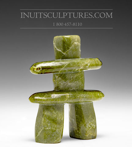 Inukshuk vert 4" par Alex Lyta