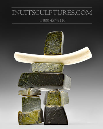 Inukshuk multicolore 5" par Jonah Akpalailuk