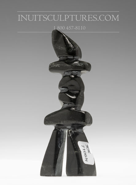 Inukshuk 5" de Ningeosiak Ashoona