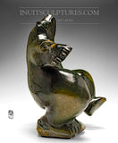 Jolly Bear 18" par Maître Jaco Ishulutaq