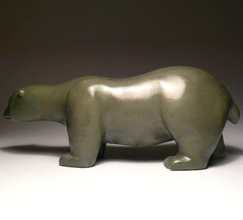 Ours qui marche 12" par Josie Iqaluq
