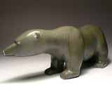 Ours qui marche 12" par Josie Iqaluq